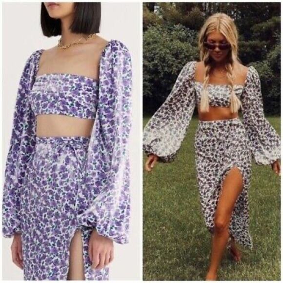 Rumer NWT Crop Top puff sleeves Purple floral metallic shine Size Large - Picture 5 of 5